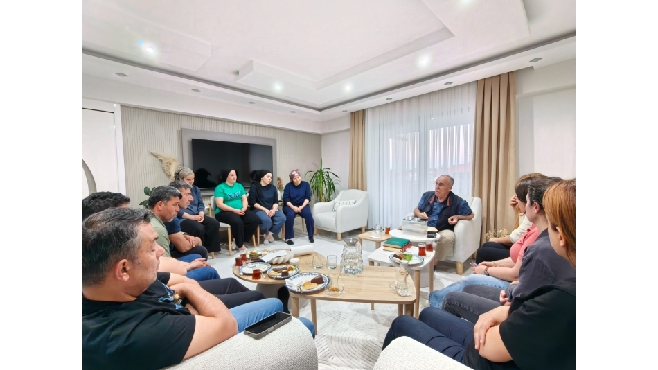 Melamilik Kültürünü Yaşatma Derneği Genel Başkanı R. Suat Çukur, Üyelerle Gönül Sohbetinde Buluştu
